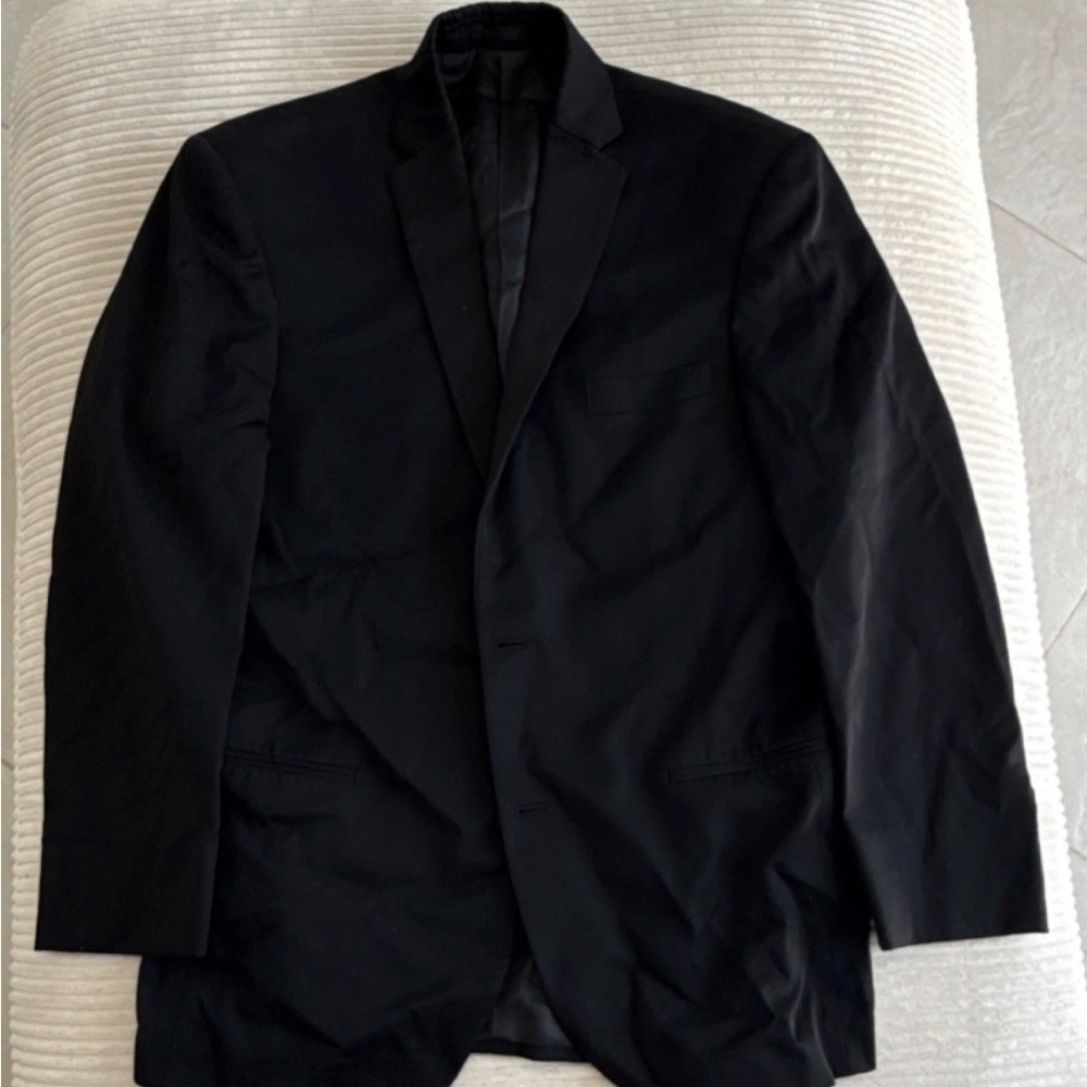 Vera Wang Black Single-Breasted Men's Suit Jacket